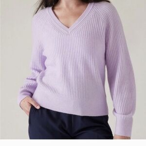Athleta Layover V-neck Sweater Merino Wool Oxalis Violet Color Size Medium